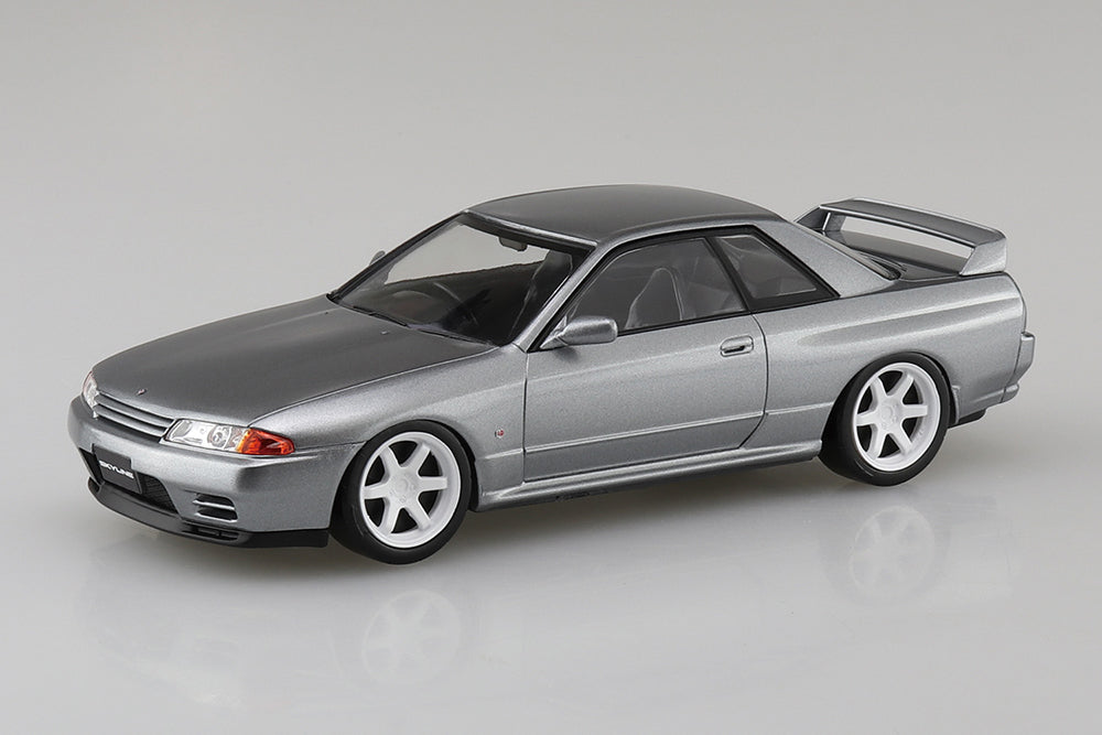 NISSAN R32 SKYLINE GT-R CUSTOM-RAD (SPARK SILVER) – BALD ERHÄLTLICH