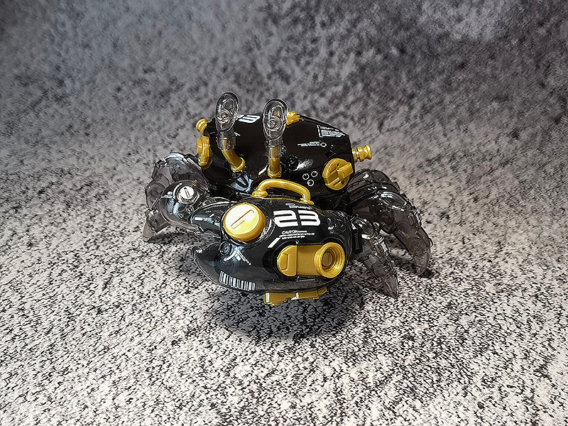AQUACULTURE TANK 007: Fiddler Crab (Gold Black) - COMING SOON