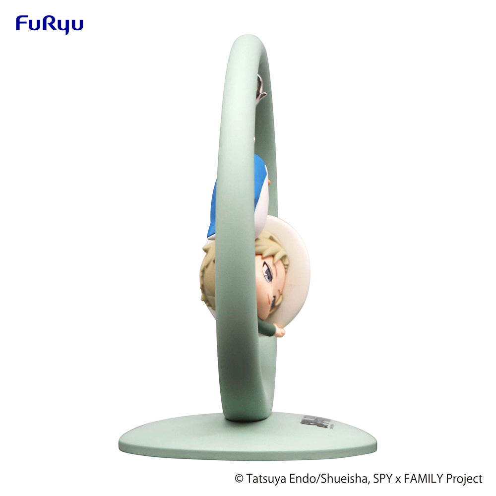 SPYxFAMILY Trapeze Figure - Loid - - COMING SOON
