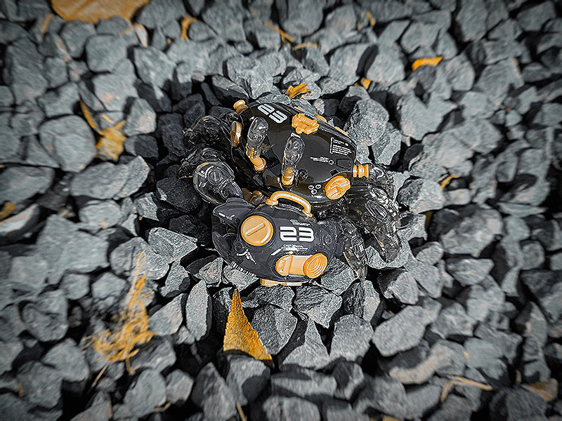 AQUACULTURE TANK 007: Fiddler Crab (Gold Black) - COMING SOON