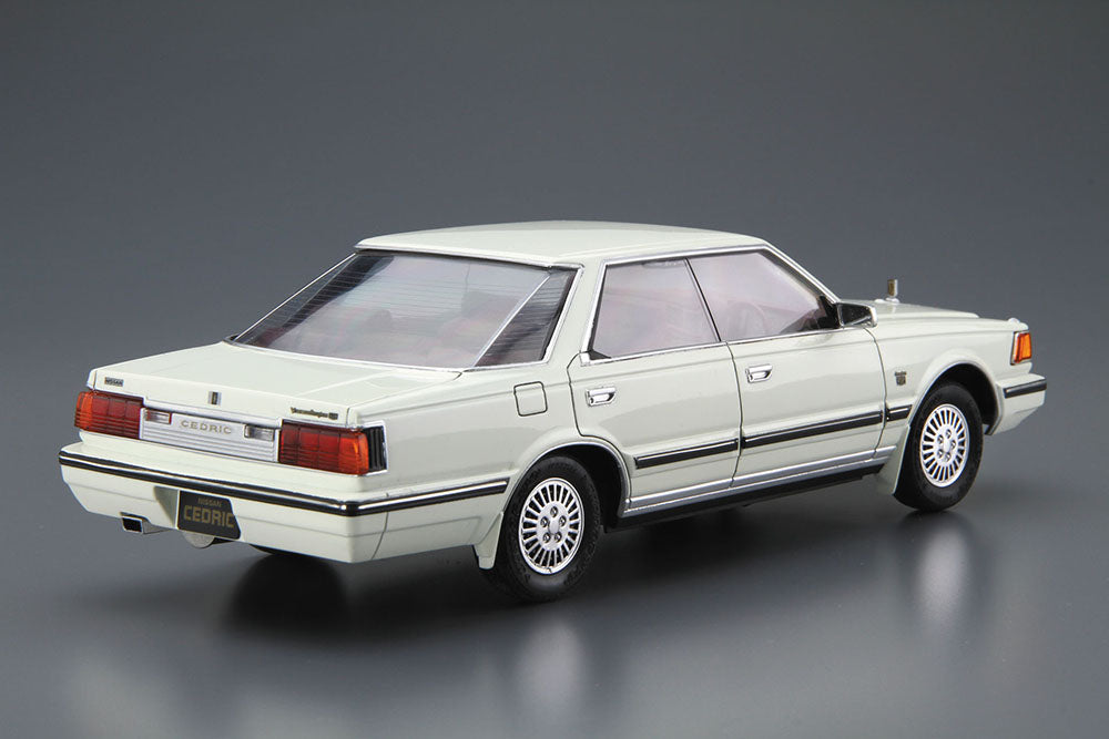 1/24 NISSAN Y30 CEDRIC/GLORIA 4HT V30E Brougham VIP '83 Model Kit
