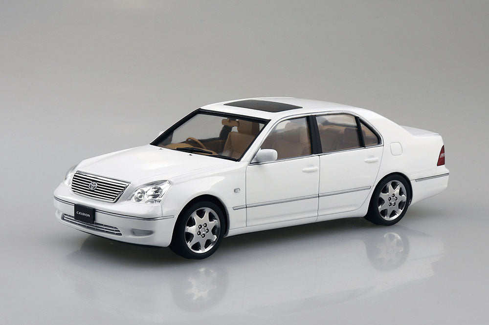 1/24 TOYOTA UCF30 CELSIOR '00 Model Kit