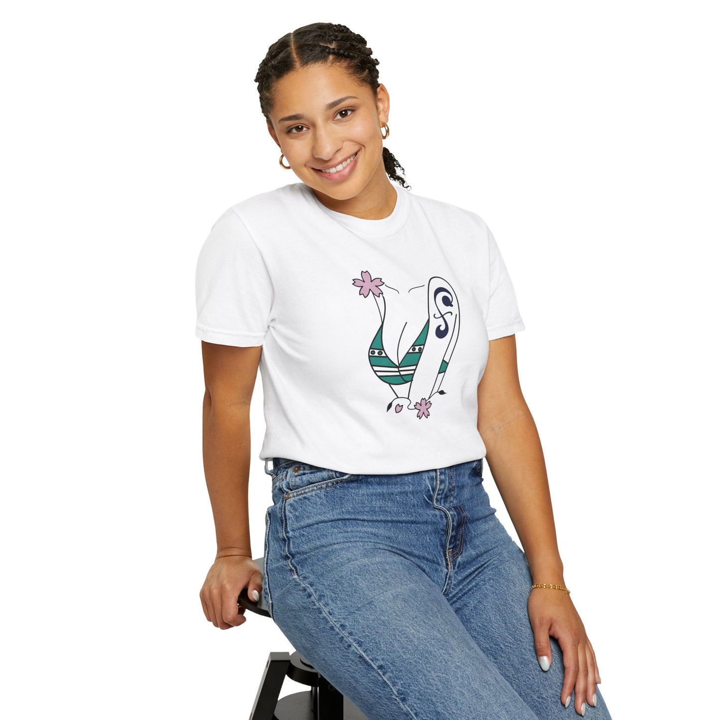 Nami Swan Comfort Colors Unisex Anime Tee