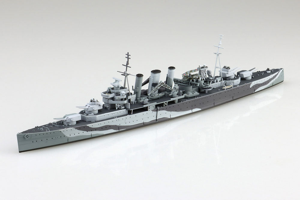 1/700 BRITISH HEAVY CRUISER KENT Model Kit