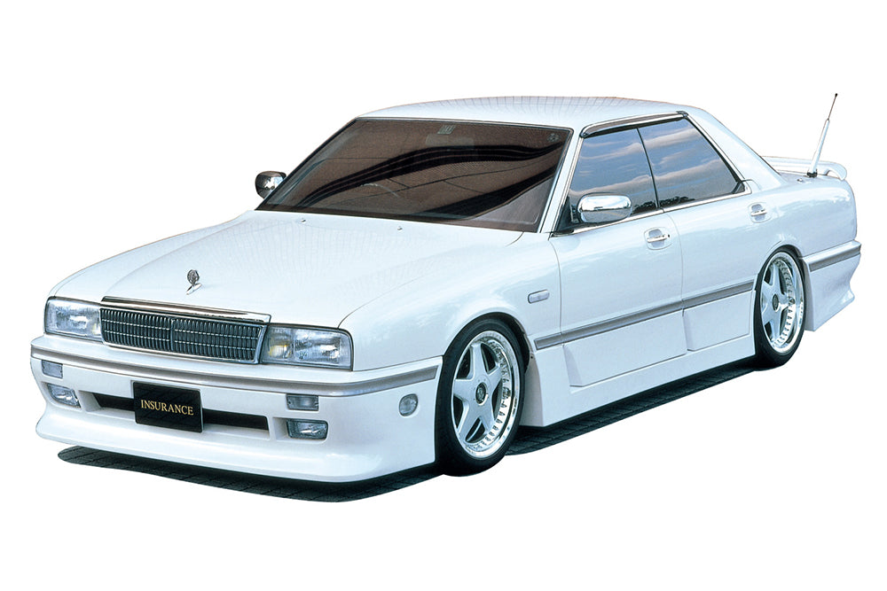 Aoshima 1/24 Nissan Cima Y31 1989 Model Kit - Japanese Car Plastic Model