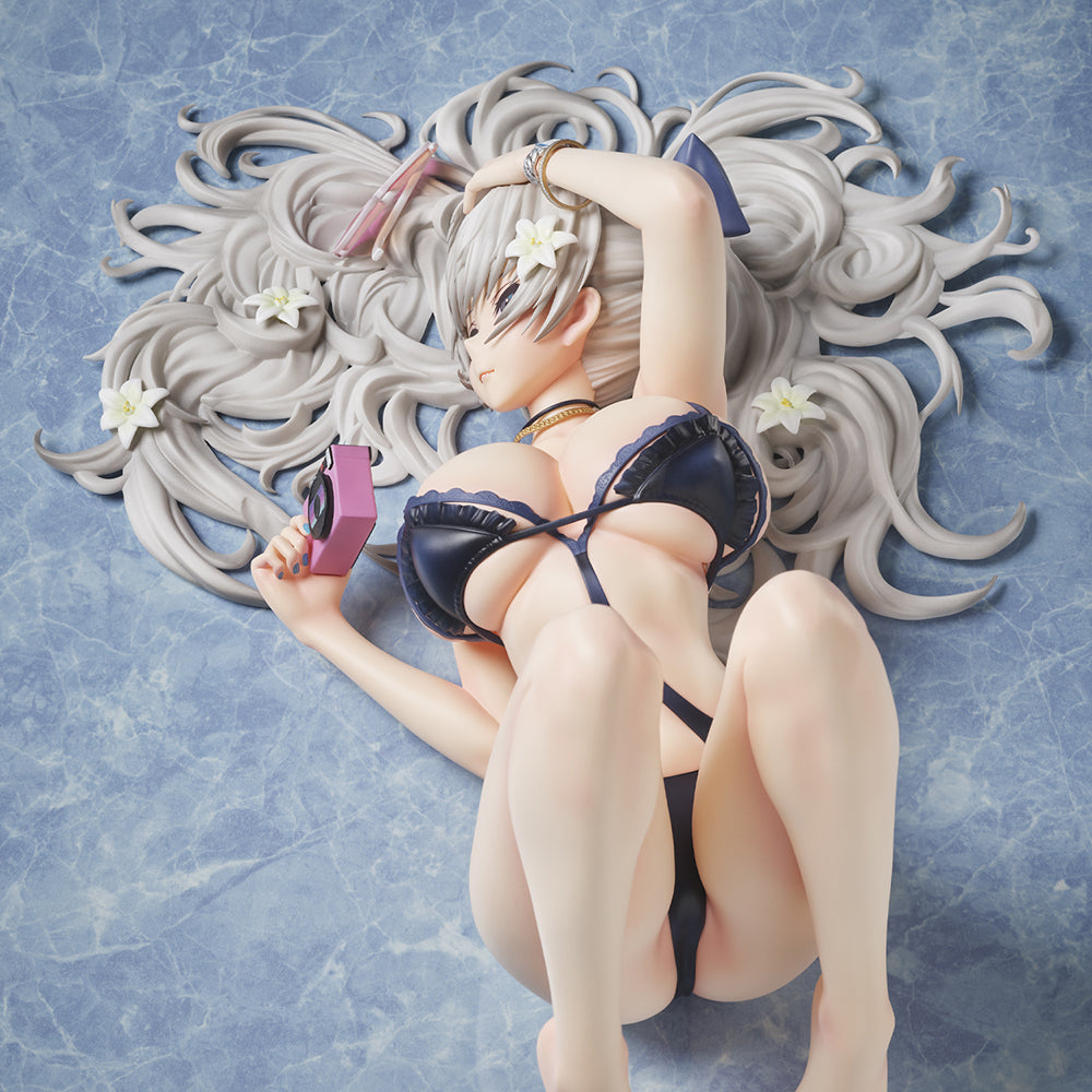 Azur Lane Vittorio Veneto : The Flower of La Spezia Figure