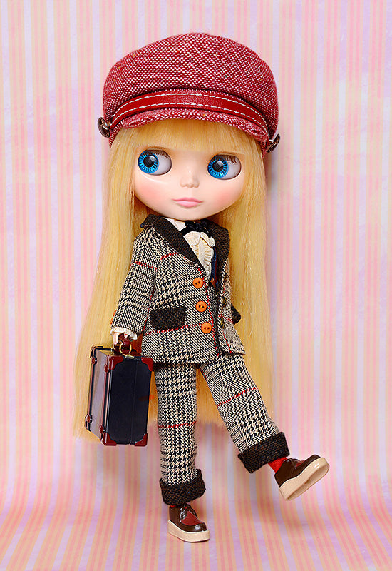 Blythe Pleasant Surprise Figure