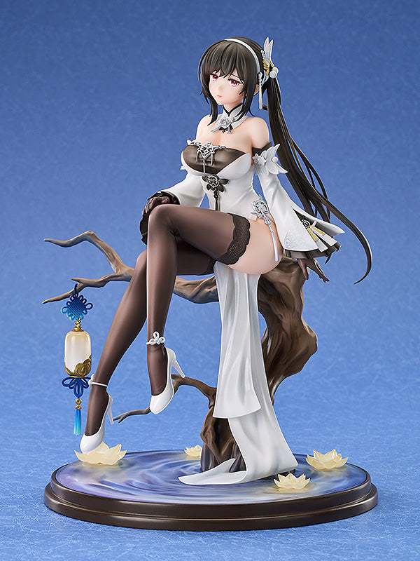 Azur Lane Chen Hai Statue