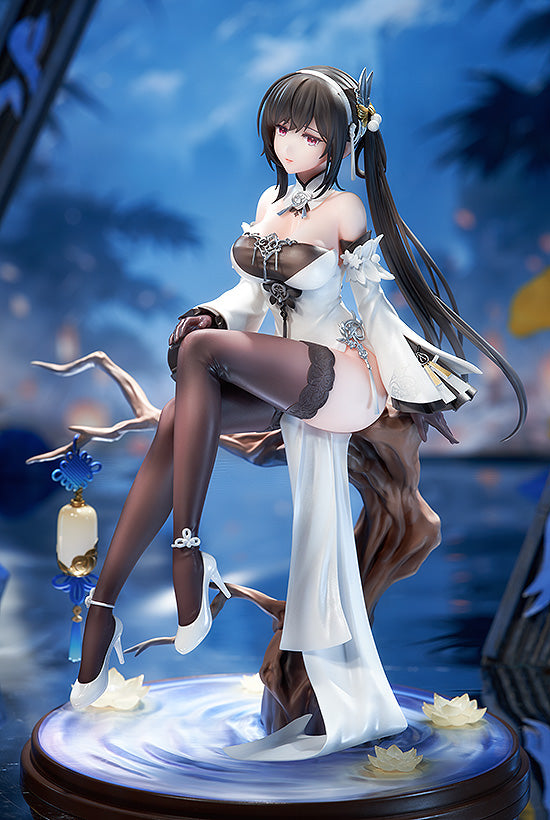 Azur Lane Chen Hai Statue