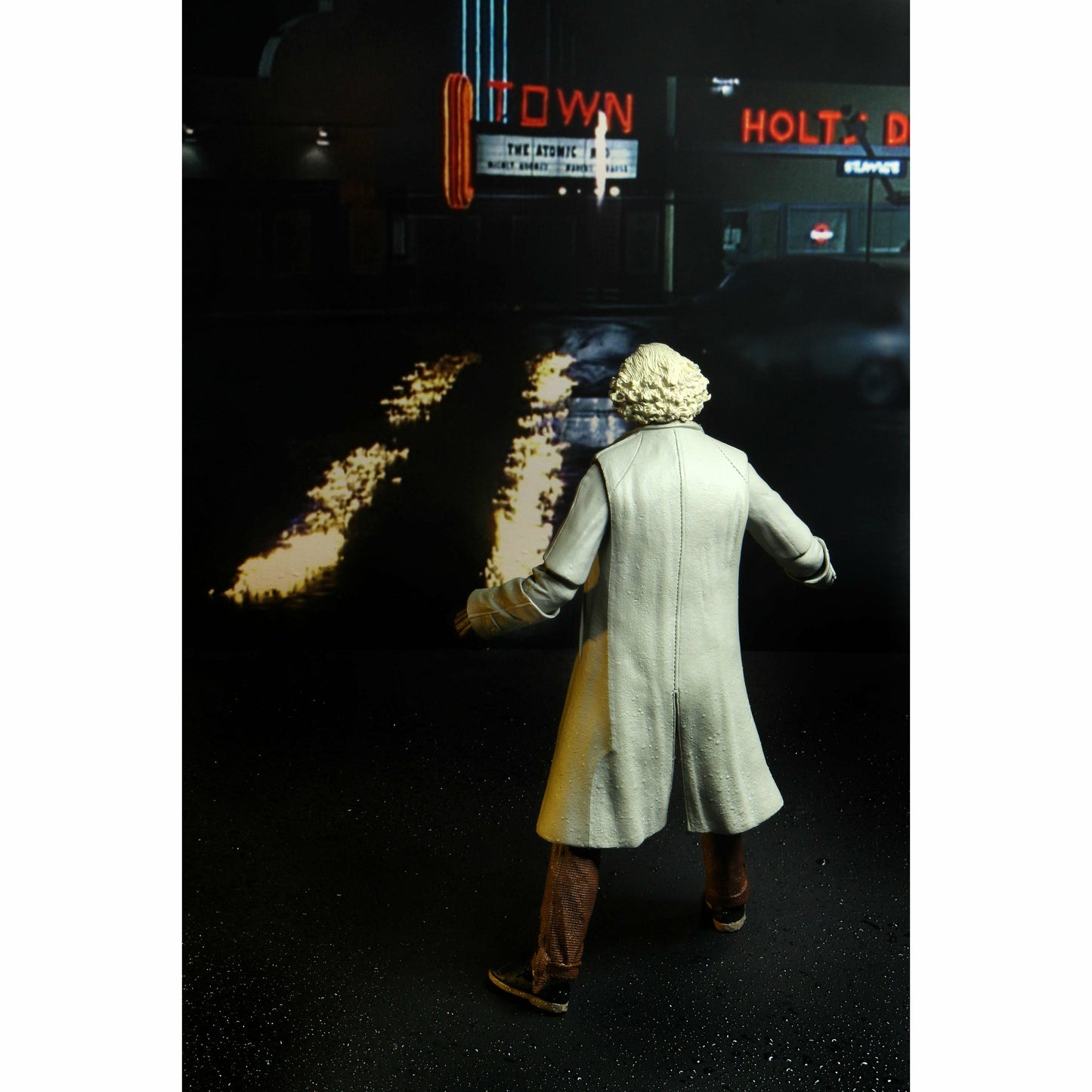 NECA Zurück in die Zukunft Actionfigur im 7-Zoll-Maßstab – Ultimate Doc Brown (1955)