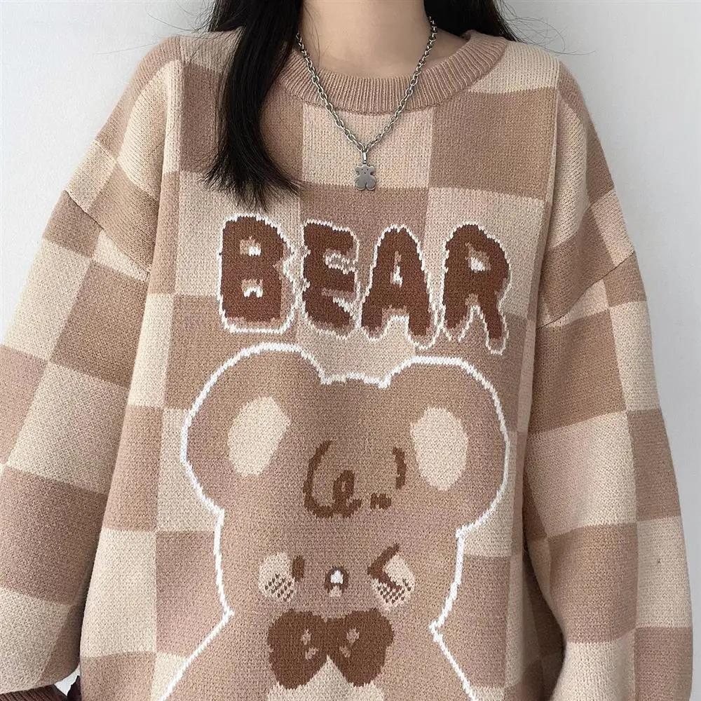 Brauner karierter Bären-Strickpullover