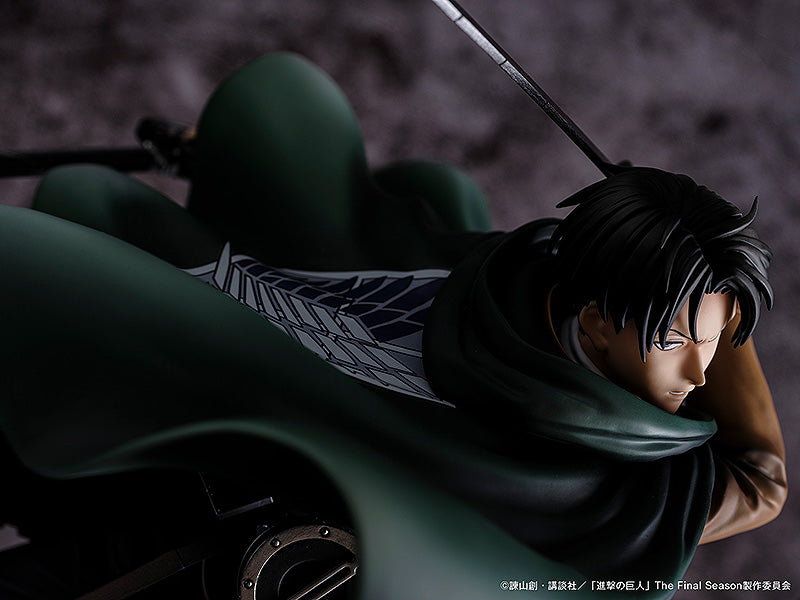 Attack on Titan - Levi 1/6 Scale Figure (Humanity's Strongest Soldier Ver.)