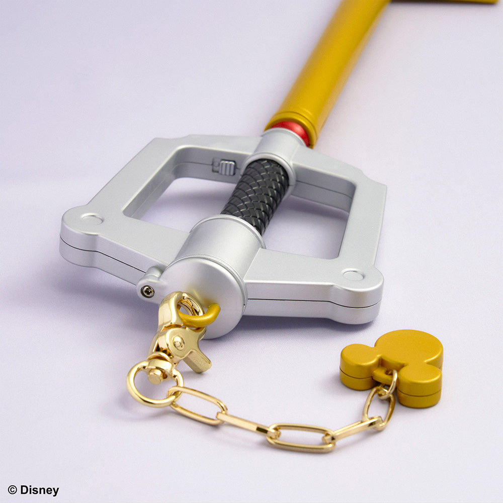 KINGDOM HEARTS Light Up Keyblade - KINGDOM KEY DARK SIDE
