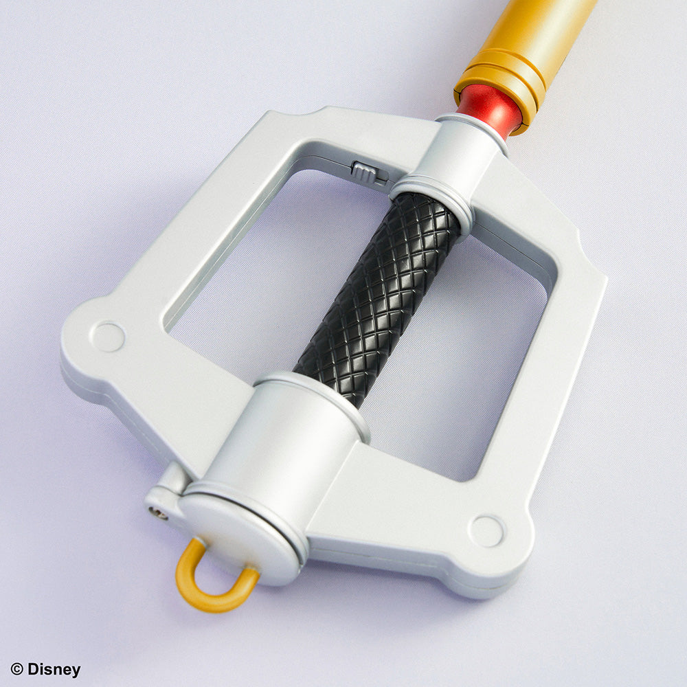 KINGDOM HEARTS Light Up Keyblade - KINGDOM KEY DARK SIDE