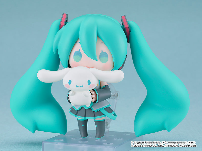 Nendoroid Hatsune Miku: Cinnamoroll Collaboration Ver. Figure