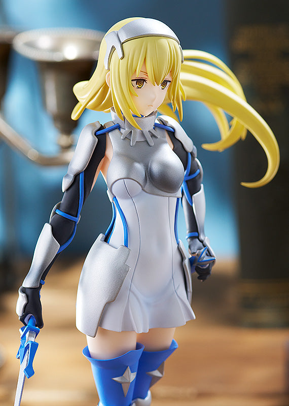 Is It Wrong to Try to Pick Up Girls in a Dungeon? - Ais Wallenstein Pop Up Parade Figure