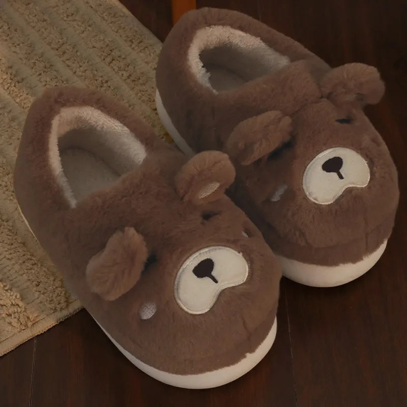 Flauschige Teddybär-Hausschuhe