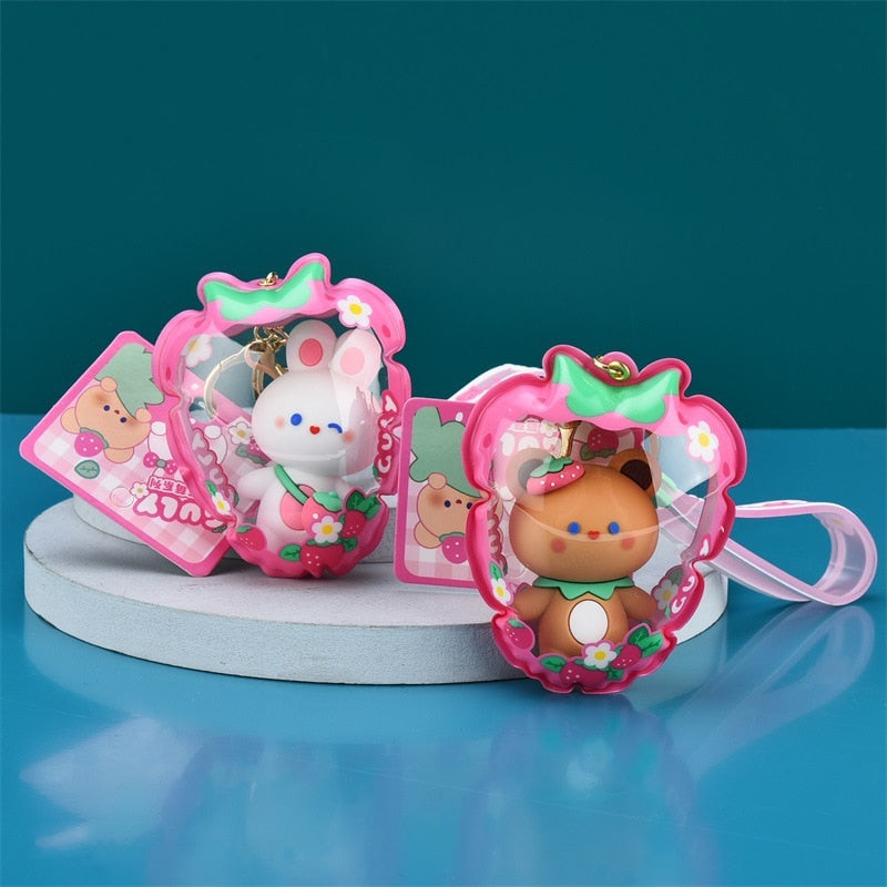 Erdbeerpuppe Schlüsselanhänger