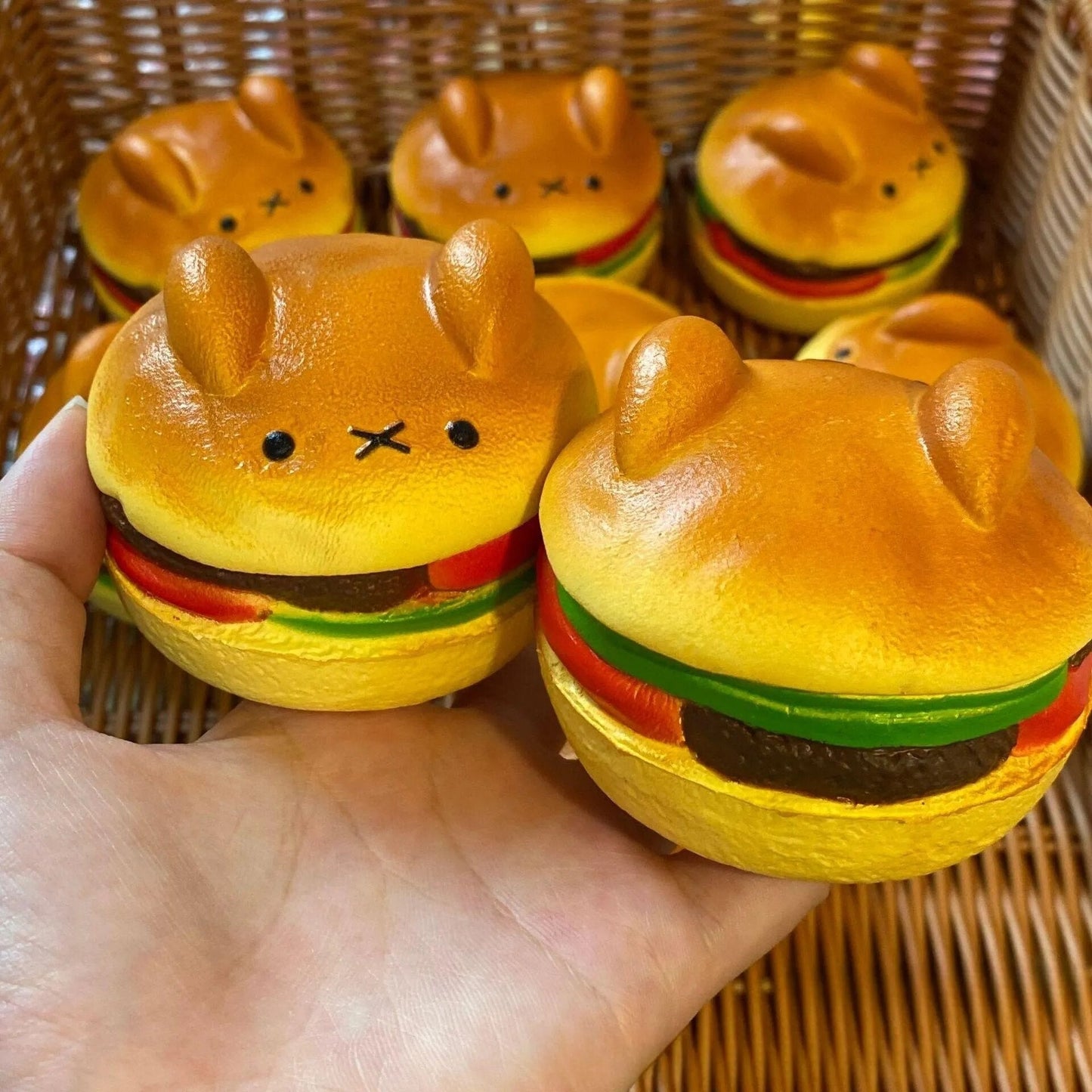 Hamburger-Bär-Quetschspielzeug