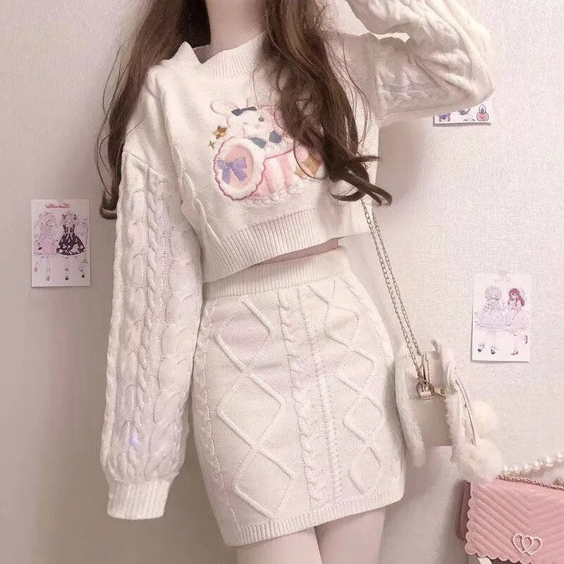 Besticktes Häschen-Strickpullover-Outfit