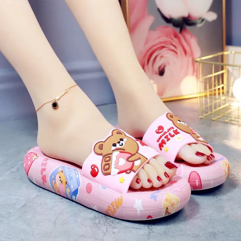 Schokoladenmilchbär-Sandalen