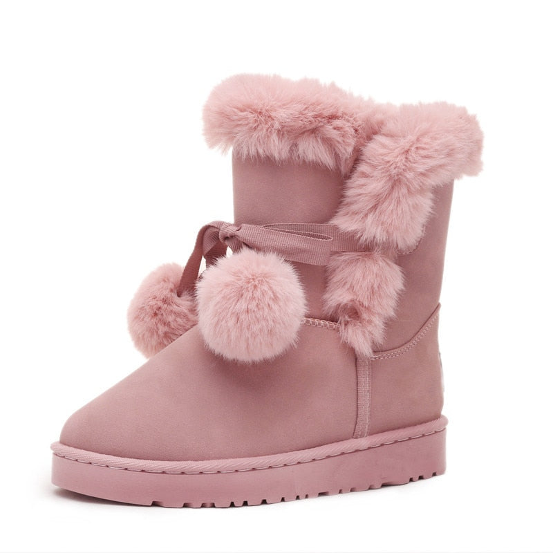 Pelzige rosa Winterstiefel