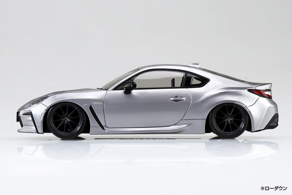 TOYOTA GR 86 (ICE SILVER METALLIC) Model Kit