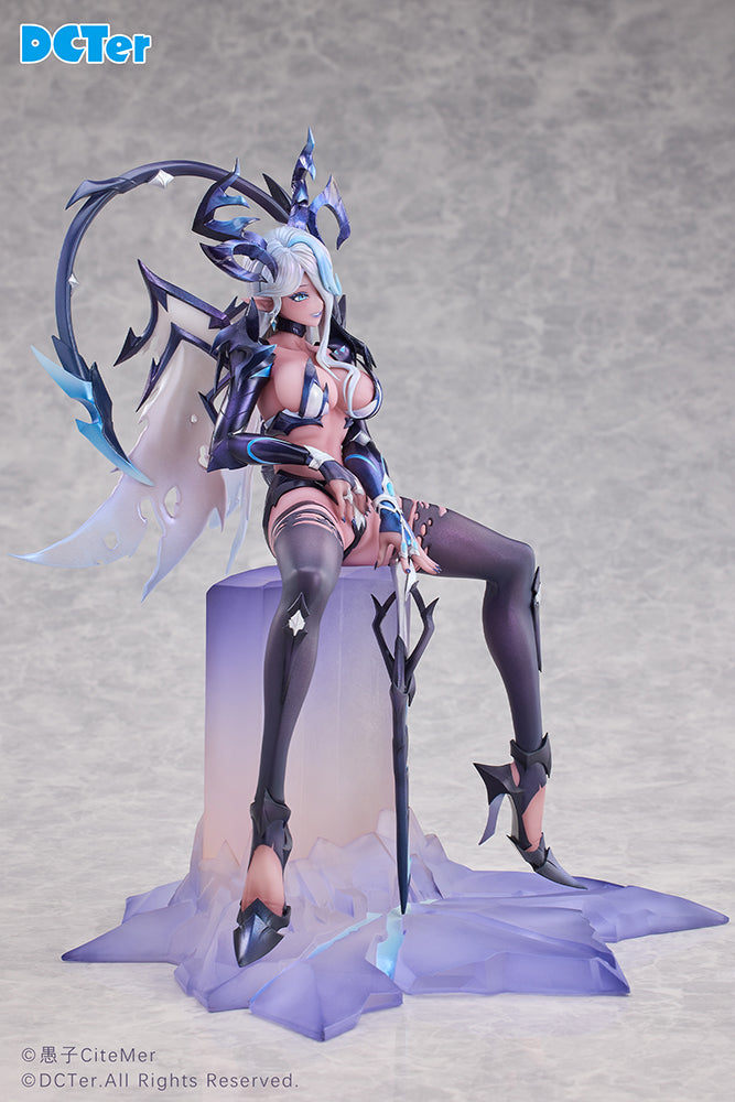 Timaeus draco bellatrix feminina Statue