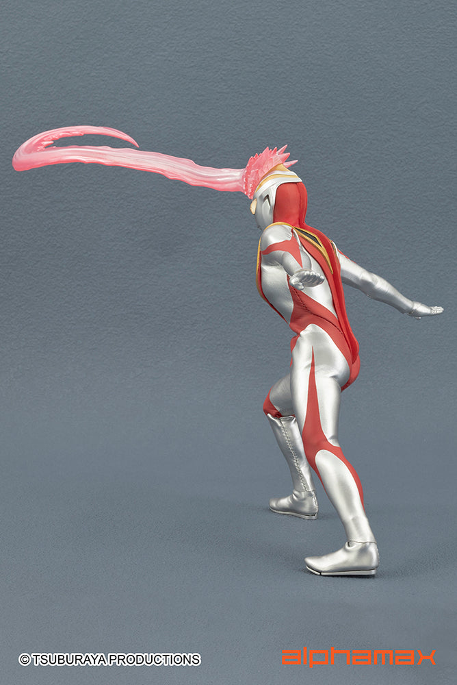 Ultraman Gaia Figure