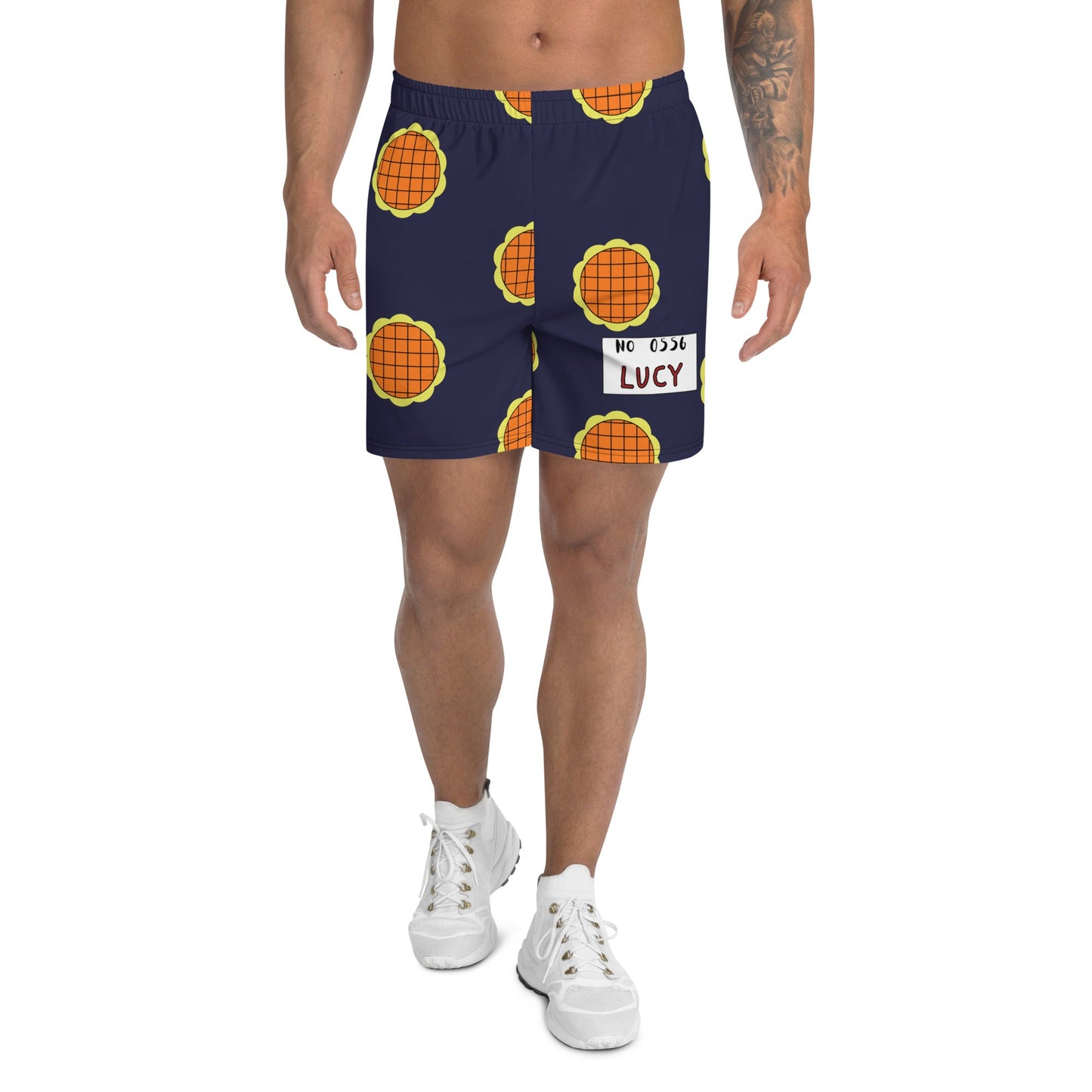 Lucy Ruffy recycelte Sportshorts
