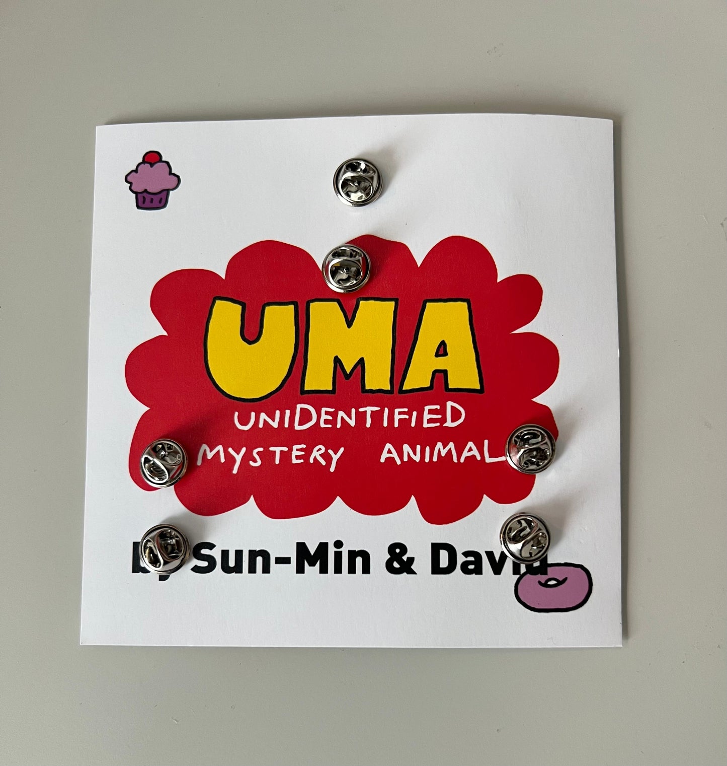 UMA Emaille-Pin-Set