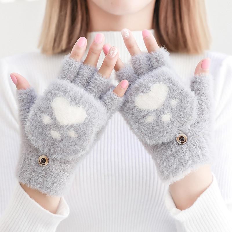 Handschuhe mit Tierpfoten