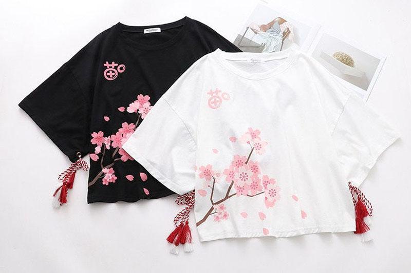 Kirschblüten-Shirt