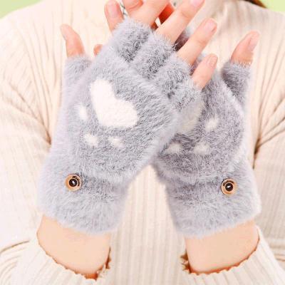 Handschuhe mit Tierpfoten
