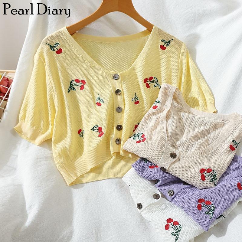 Gestrickter Crop-Cardigan mit Blumenmuster