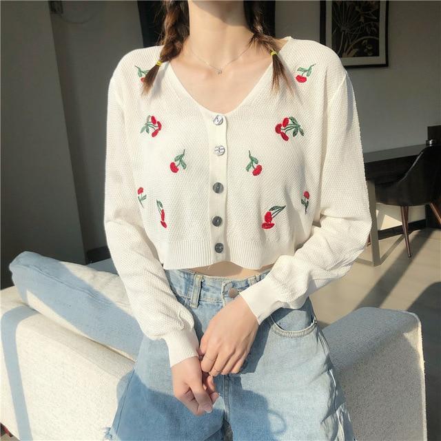 Gestrickter Crop-Cardigan mit Blumenmuster