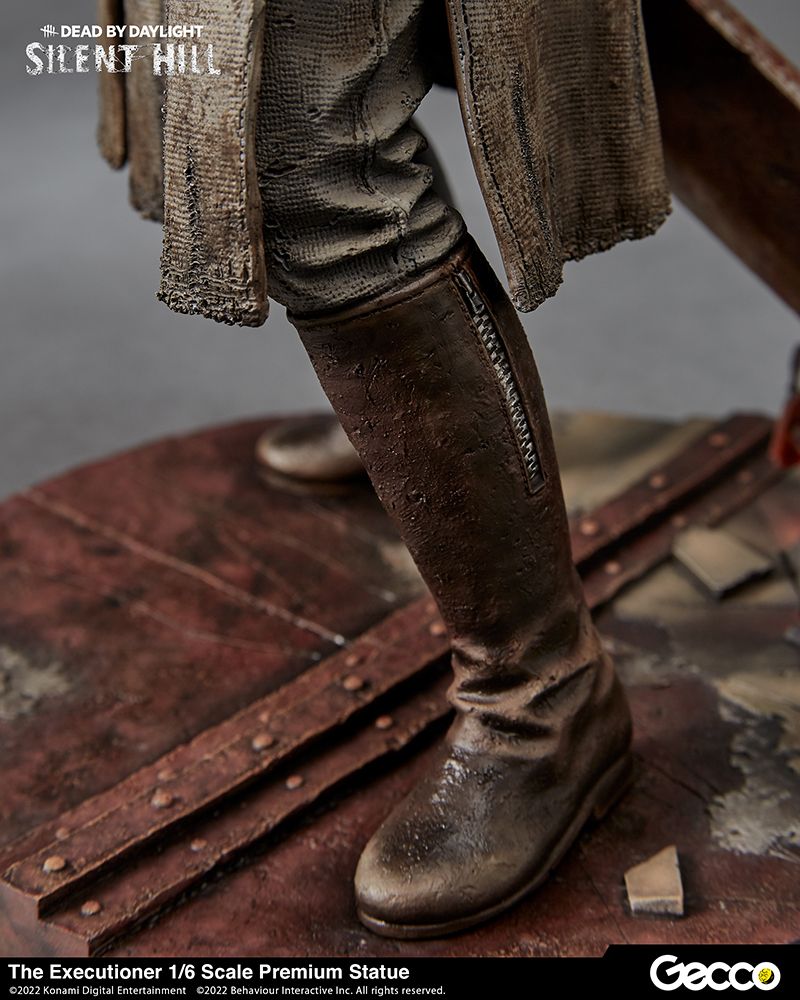 SILENT HILL x Dead by Daylight, The Executioner 1/6 Scale Premium Statue Figure