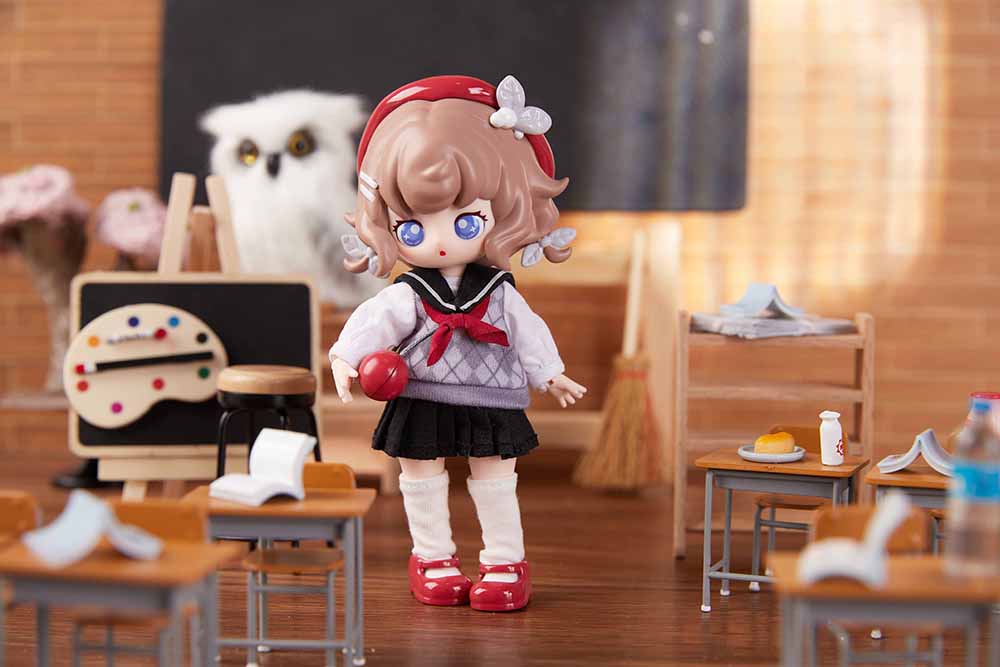 SIMONTOYS TEENNAR SERIES TRADING DOLL - COMING SOON