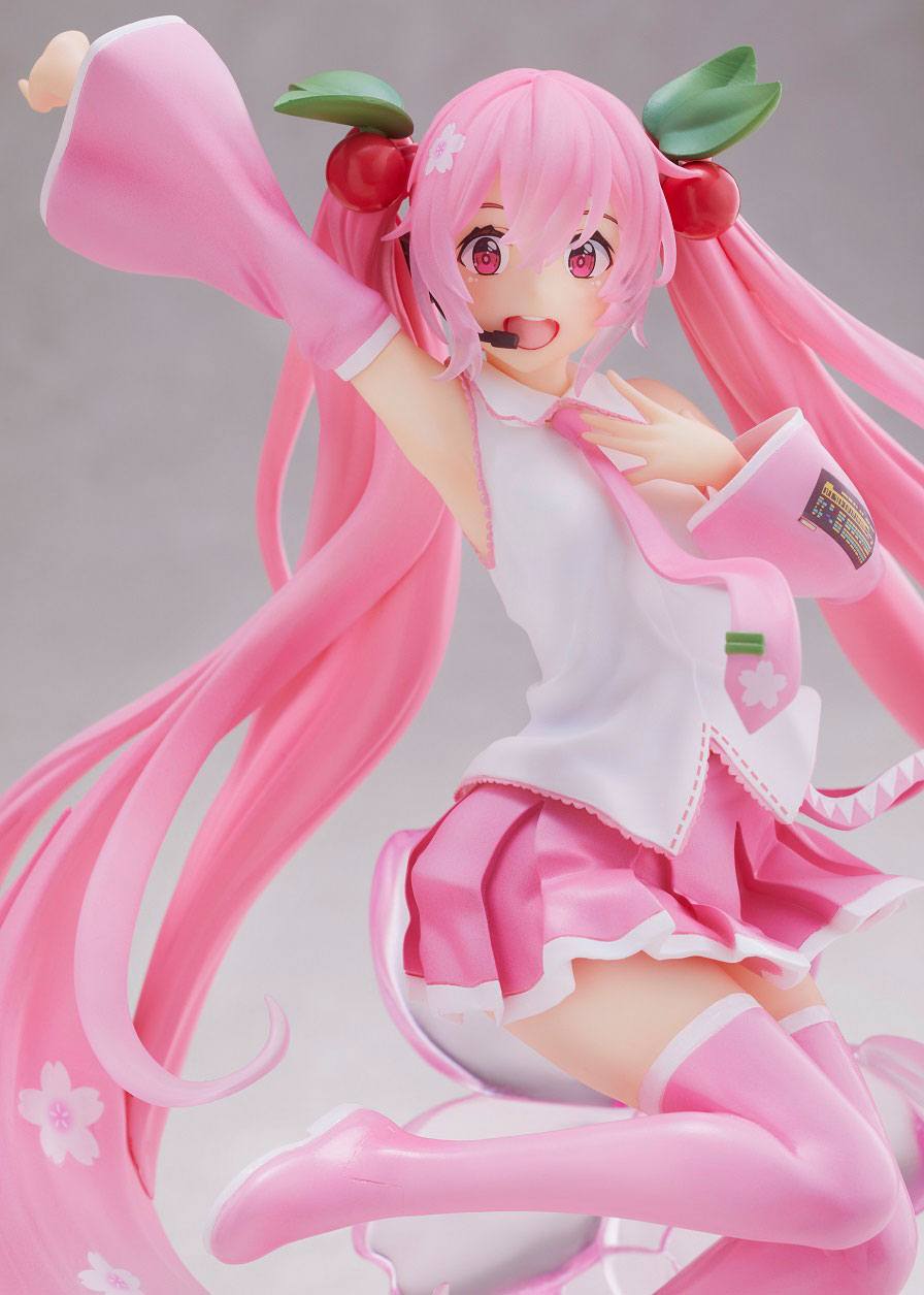Vocaloid Hatsune Miku Sakura Miku A Jump Ver. Figure Super Anime Store