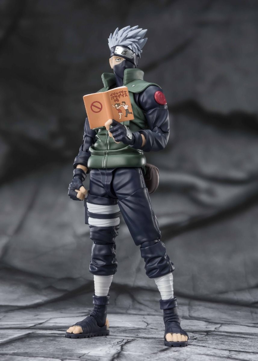 KAKASHI HATAKE -The Famed Sharingan Hero- S.H.Figuarts Figure