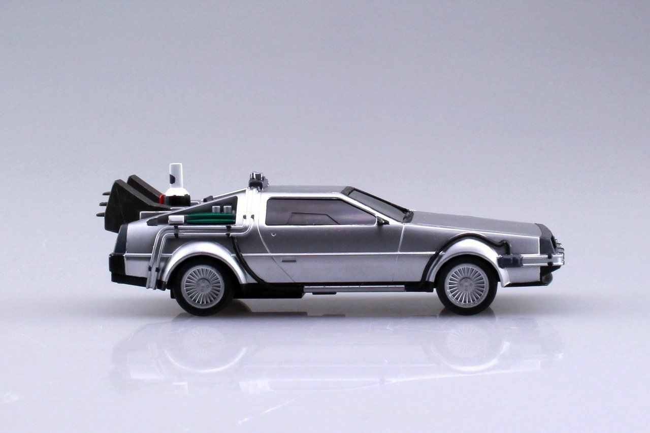 1/43 BACK TO THE FUTURE 1/43 Pullback DELOREAN from PART II Model Kit Figure Super Anime Store