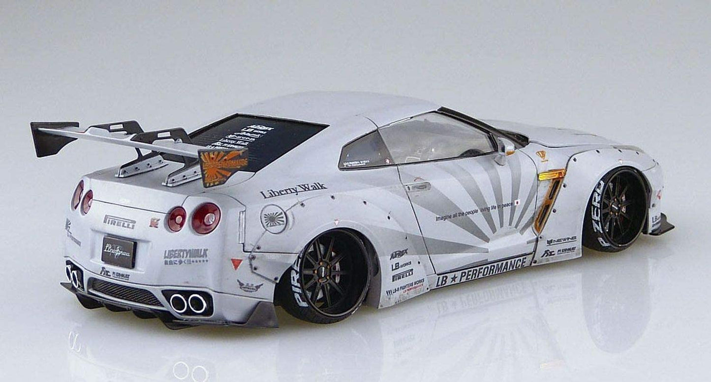 Aoshima LB Works R35 GT-R Ver.2 1/24 Scale kit - Plastic Model Building Kit Super Anime Store
