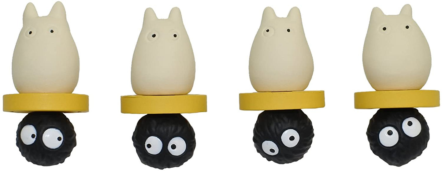 My Neighbor Totoro: Totoro and Kurosuke Reversi (Othello) Game "My Neighbor Totoro" Ensky Board Game Super Anime Store
