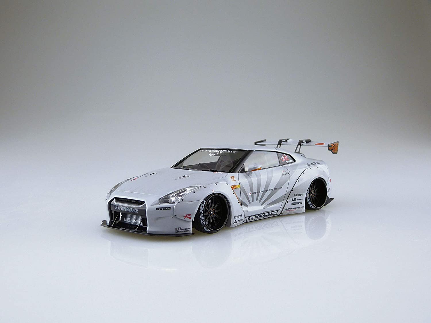 Aoshima LB Works R35 GT-R Ver.2 1/24 Scale kit - Plastic Model Building Kit Super Anime Store