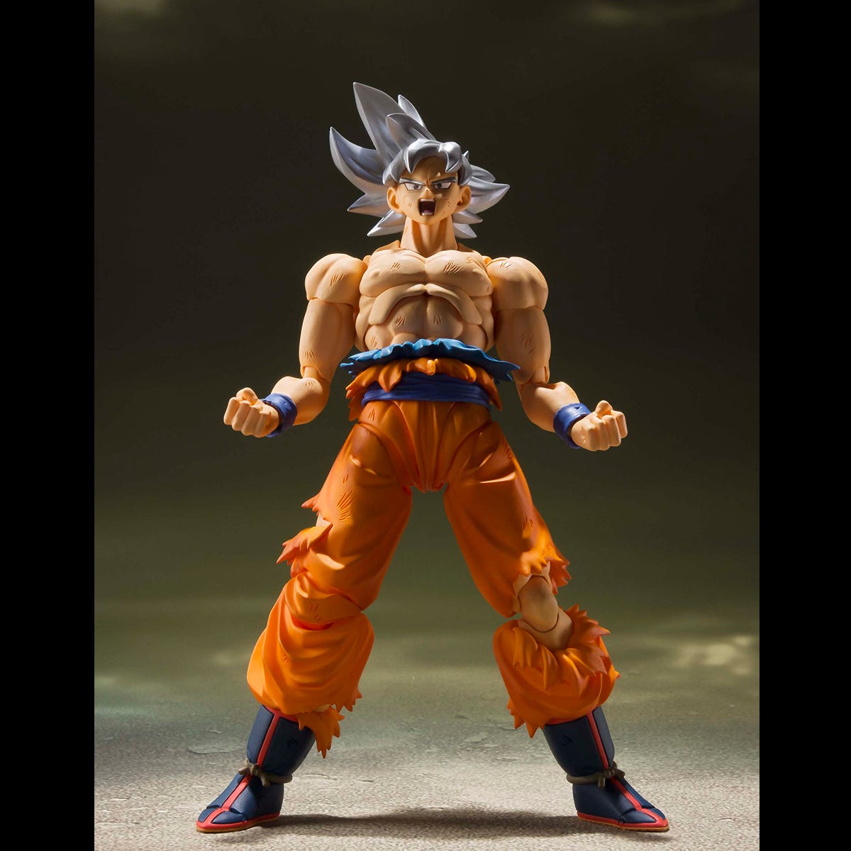 Son Goku -Ultra Instinct- "Dragon Ball Super", Bandai S.H. Figuarts Figure Super Anime Store