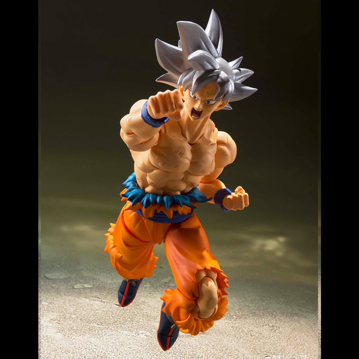 Son Goku -Ultra Instinct- "Dragon Ball Super", Bandai S.H. Figuarts Figure Super Anime Store