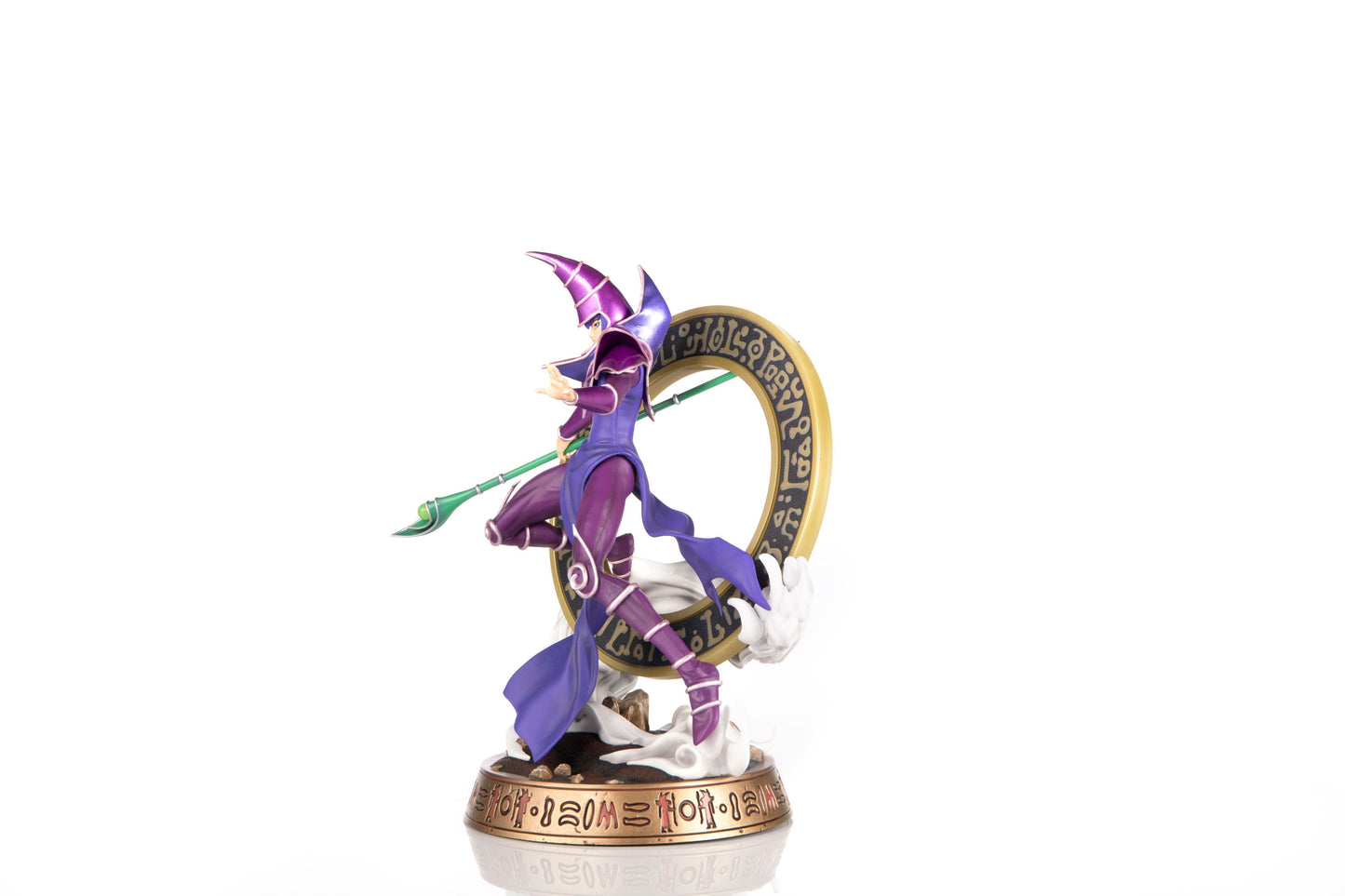 Yu-Gi-Oh! Dark Magician PVC Statue (Purple Variant)