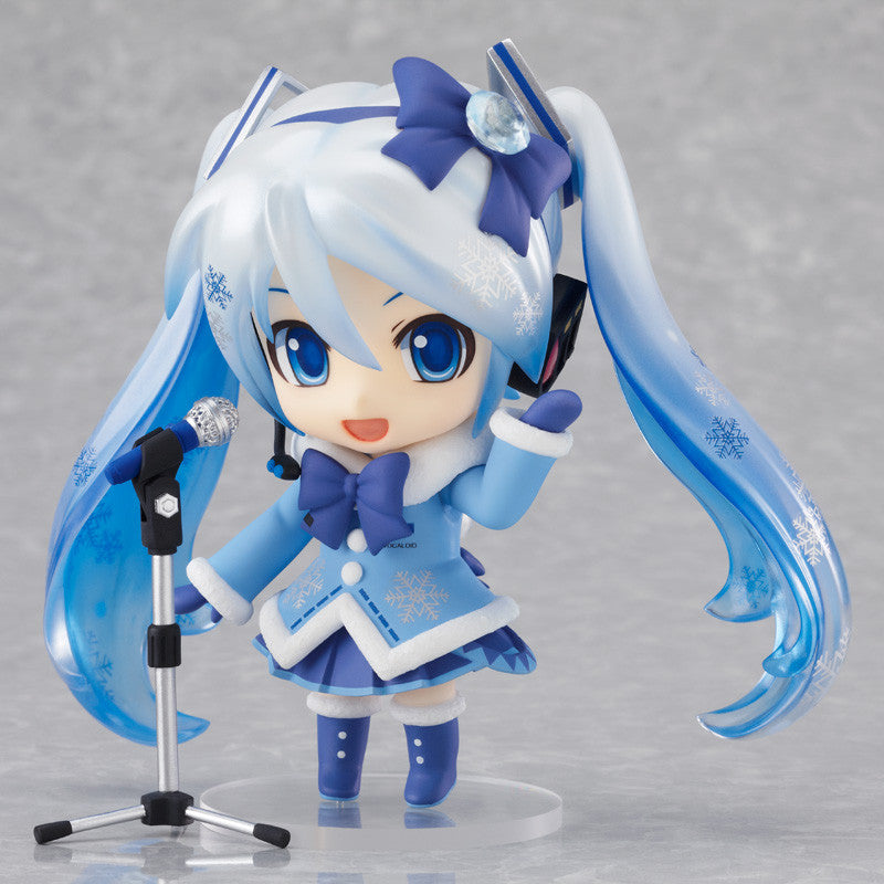Character Vocal Series 01 : Miku Hatsune Nendoroid 207 Snow Miku: Fluffy Coat Ver. Figure (ねんどろいど ゆきみく ふわふわこーとVer.) Super Anime Store