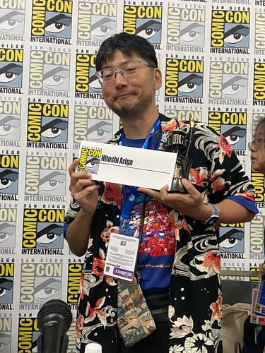 Manga Creators Kenichi Sonoda, Hitoshi Ariga Receive Comic-Con International's Inkpot Award