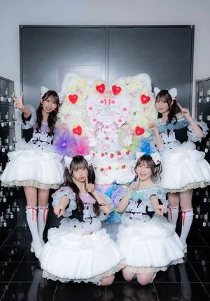 The World Standard/Wasuta Girl Group to End Activities